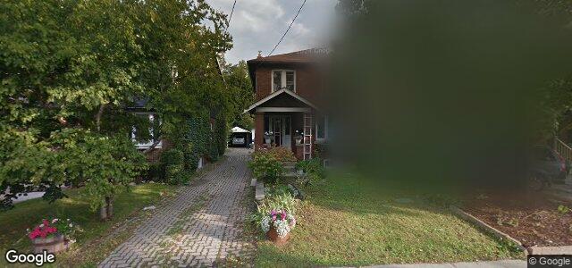 Larawan ng 142 Moore Avenue sa Winnipeg, Manitoba