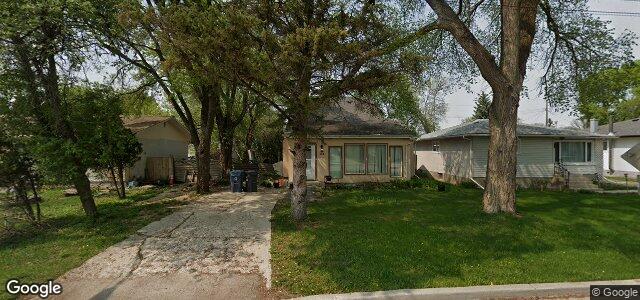 Larawan ng 147 Arden Avenue sa Winnipeg, Manitoba