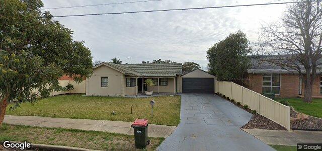 Larawan ng 15 Darwin Street sa Winnipeg, Manitoba