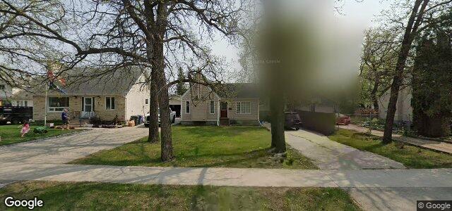 Photo of 154 St Vital Road in Winnipeg, Manitoba