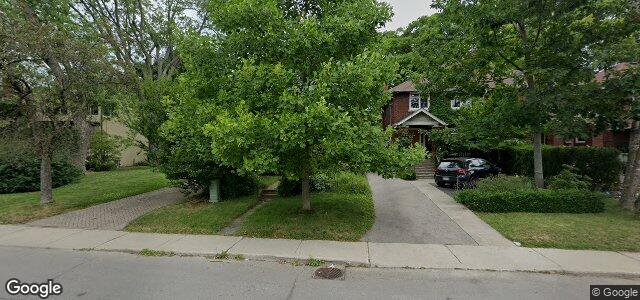 Larawan ng 160 Moore Avenue sa Winnipeg, Manitoba