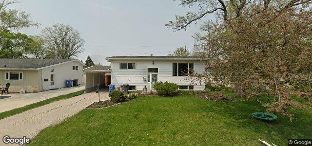 Larawan ng 163 Crofton Bay sa Winnipeg, Manitoba