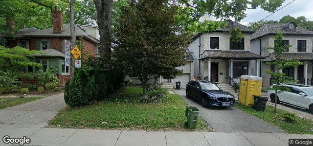 Larawan ng 180 Moore Avenue sa Winnipeg, Manitoba