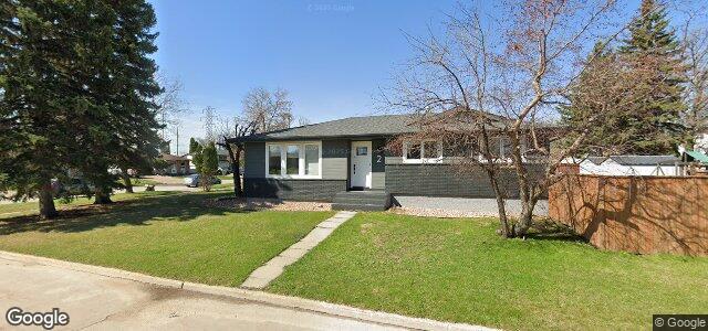 Photo of 2 Tracy Crescent in Winnipeg, Manitoba