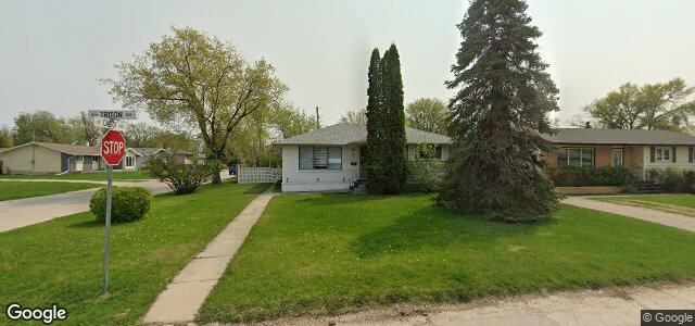 Photo of 2 Triton Bay in Winnipeg, Manitoba