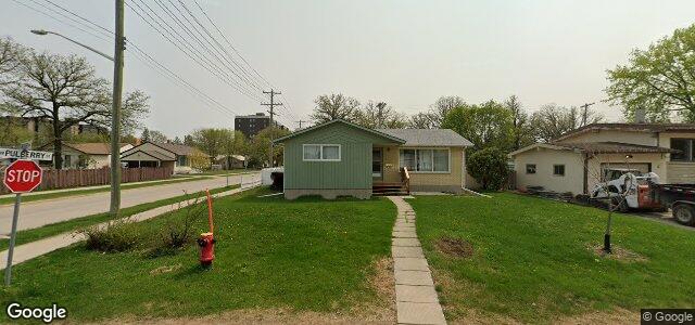 Larawan ng 2 Weaver Bay sa Winnipeg, Manitoba