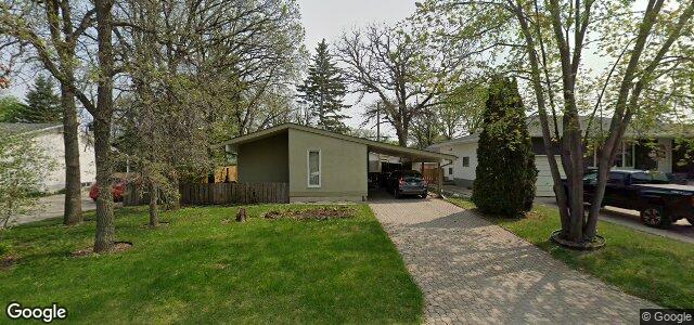 Larawan ng 212 Parkville Bay sa Winnipeg, Manitoba