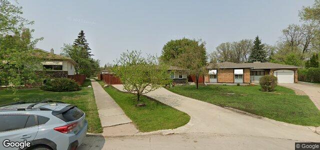 Larawan ng 23 Tyrone Bay sa Winnipeg, Manitoba