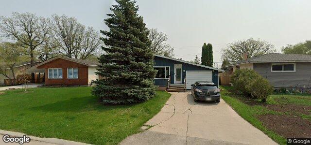 Larawan ng 30 Weaver Bay sa Winnipeg, Manitoba