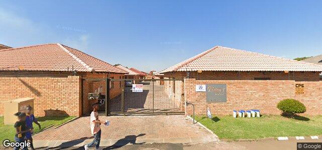 Larawan ng 37 St Michael Road sa Winnipeg, Manitoba