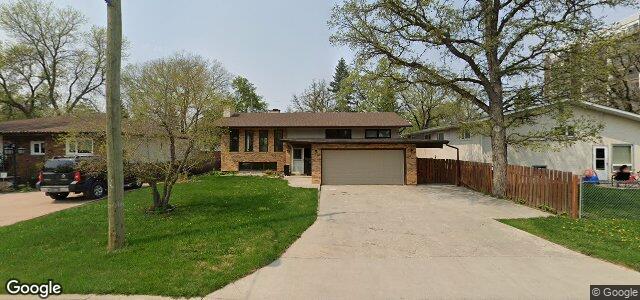 Larawan ng 39 Arden Avenue sa Winnipeg, Manitoba
