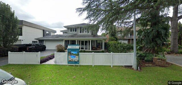 Larawan ng 51 River Road sa Winnipeg, Manitoba