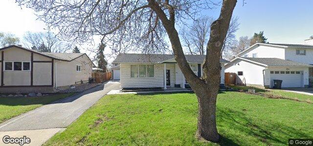 Larawan ng 54 Tracy Crescent sa Winnipeg, Manitoba
