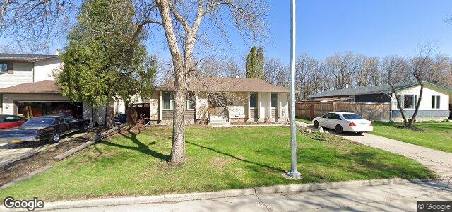 Larawan ng 55 Tracy Crescent sa Winnipeg, Manitoba