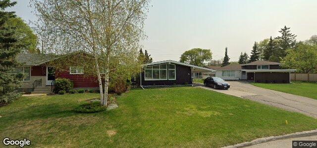 Larawan ng 56 Weaver Bay sa Winnipeg, Manitoba