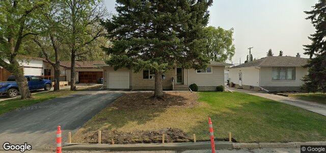 Photo of 62 Weaver Bay in Winnipeg, Manitoba