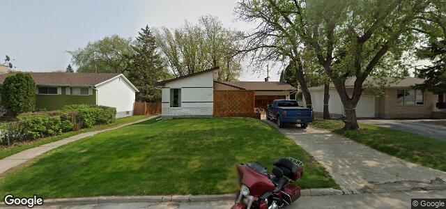 Larawan ng 64 Weaver Bay sa Winnipeg, Manitoba