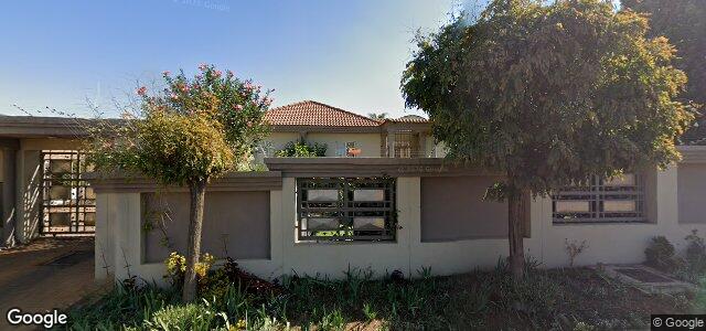 Larawan ng 66 St Michael Road sa Winnipeg, Manitoba