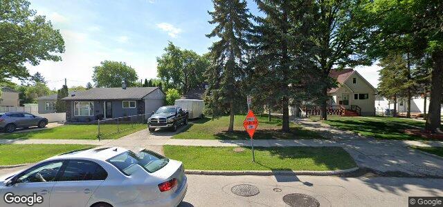 Larawan ng 72 St Vital Road sa Winnipeg, Manitoba
