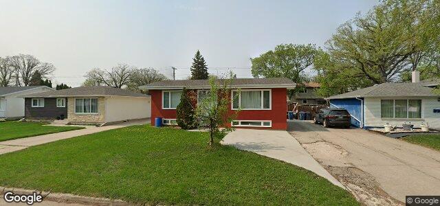 Larawan ng 73 Weaver Bay sa Winnipeg, Manitoba