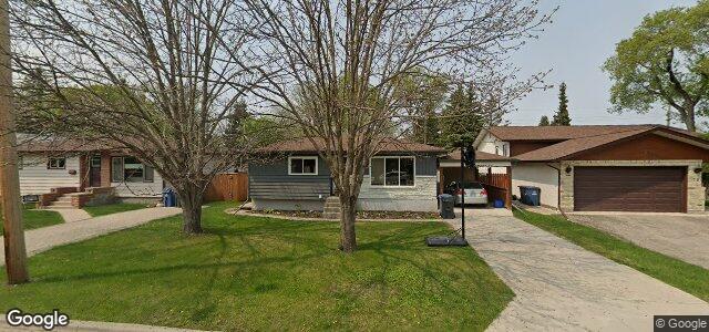 Larawan ng 75 Arden Avenue sa Winnipeg, Manitoba