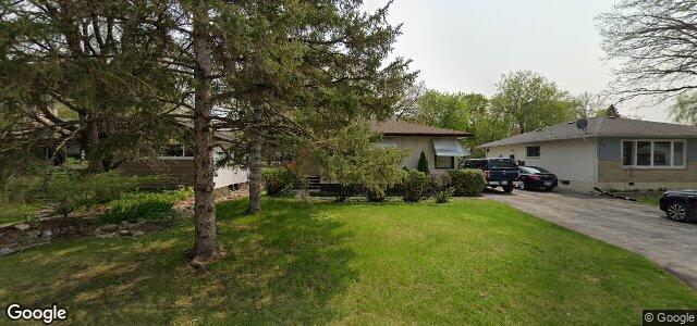 Larawan ng 76 Weaver Bay sa Winnipeg, Manitoba