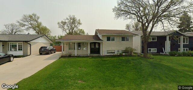 Larawan ng 80 Woodbury Drive sa Winnipeg, Manitoba