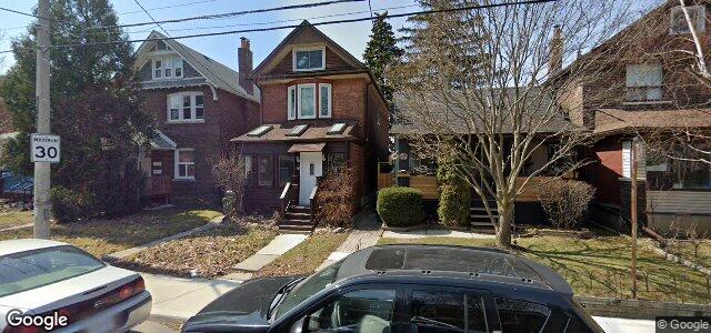 Larawan ng 96 Barrington Avenue sa Winnipeg, Manitoba