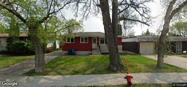 Larawan ng 98 Arden Avenue sa Winnipeg, Manitoba