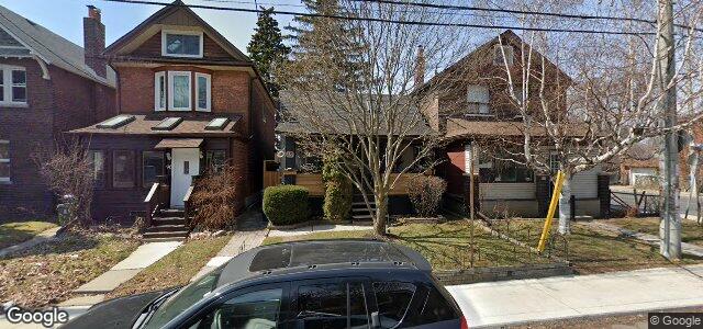 Larawan ng 98 Barrington Avenue sa Winnipeg, Manitoba