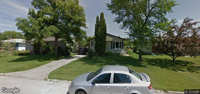 Larawan ng 10 Burnaby Bay sa Winnipeg, Manitoba