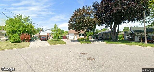 Larawan ng 10 Kootenay Crescent sa Winnipeg, Manitoba