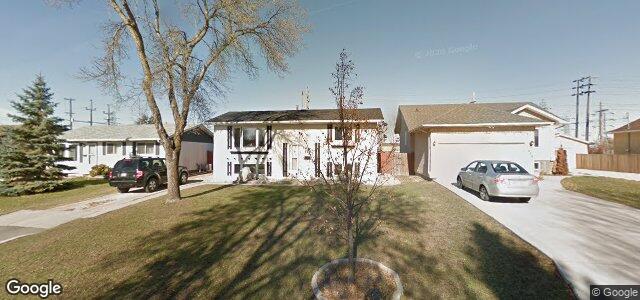 Larawan ng 119 Larche Avenue W sa Winnipeg, Manitoba