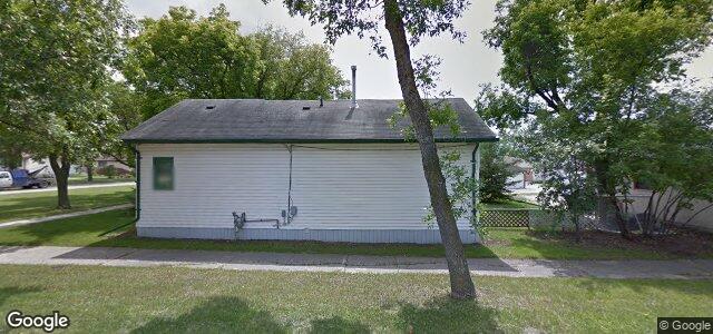 Larawan ng 1213 Day Street sa Winnipeg, Manitoba