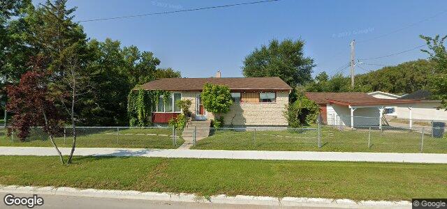 Larawan ng 1301 Madeline Street sa Winnipeg, Manitoba