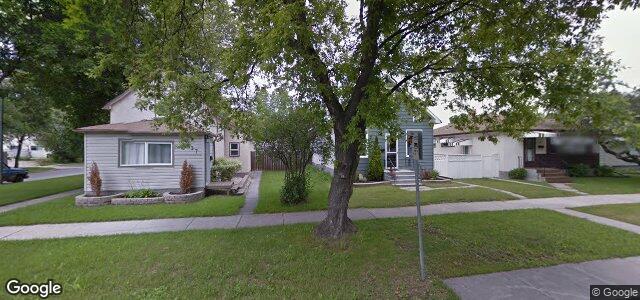Larawan ng 135 Mcmeans Avenue W sa Winnipeg, Manitoba