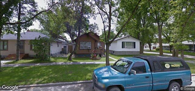 Larawan ng 136 Ralph Avenue W sa Winnipeg, Manitoba
