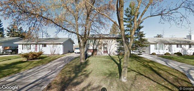 Larawan ng 139 Larche Avenue W sa Winnipeg, Manitoba