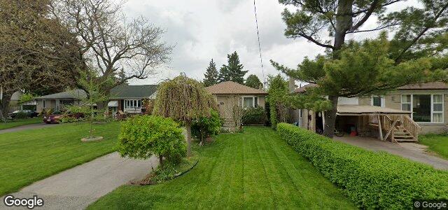 Larawan ng 16 Kootenay Crescent sa Winnipeg, Manitoba