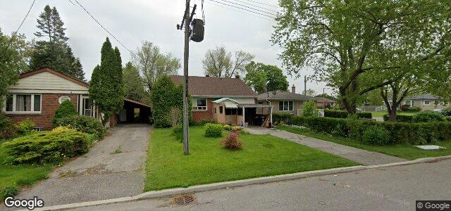 Larawan ng 17 Kootenay Crescent sa Winnipeg, Manitoba