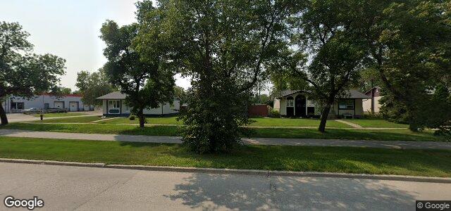 Larawan ng 1705 Day Street sa Winnipeg, Manitoba