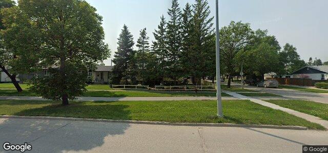 Larawan ng 1713 Day Street sa Winnipeg, Manitoba