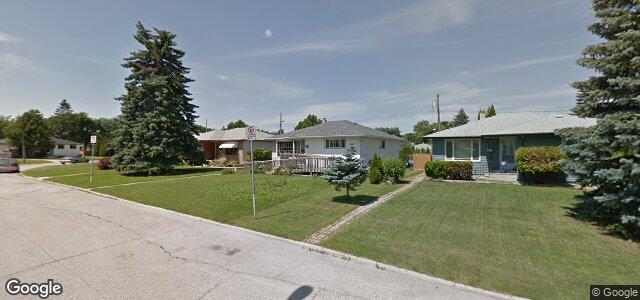 Larawan ng 18 Kootenay Crescent sa Winnipeg, Manitoba