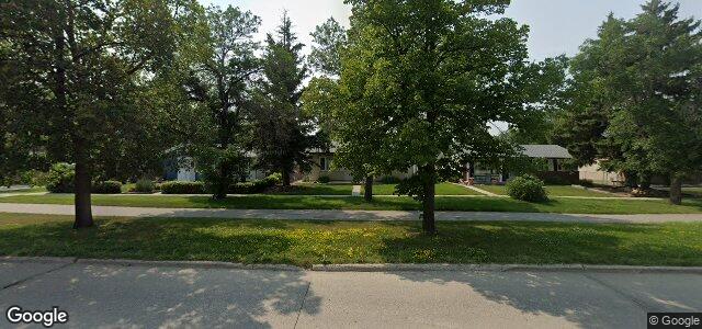 Larawan ng 1805 Day Street sa Winnipeg, Manitoba