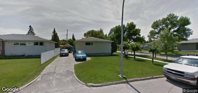 Larawan ng 2 Blueridge Bay sa Winnipeg, Manitoba