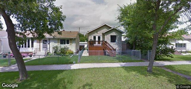Larawan ng 207 Horton Avenue W sa Winnipeg, Manitoba