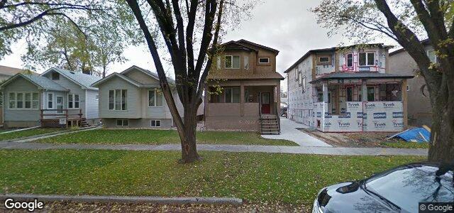 Larawan ng 211 Thom Avenue W sa Winnipeg, Manitoba
