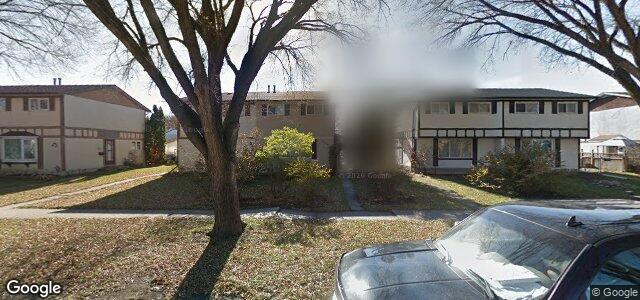 Larawan ng 214 Thom Avenue W sa Winnipeg, Manitoba