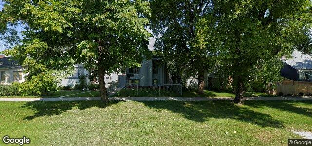 Larawan ng 219 Kildare Avenue W sa Winnipeg, Manitoba