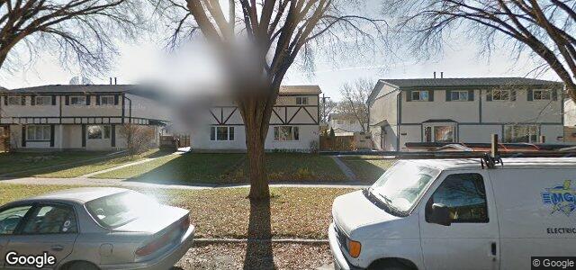 Larawan ng 222 Thom Avenue W sa Winnipeg, Manitoba